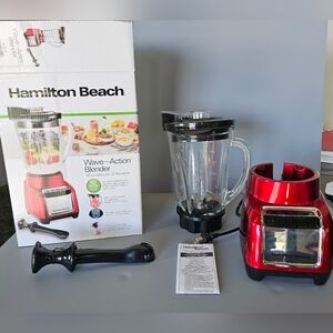 HAMILTON BEACH Wave Action Blender W/Glass Pitcher In Box Like New